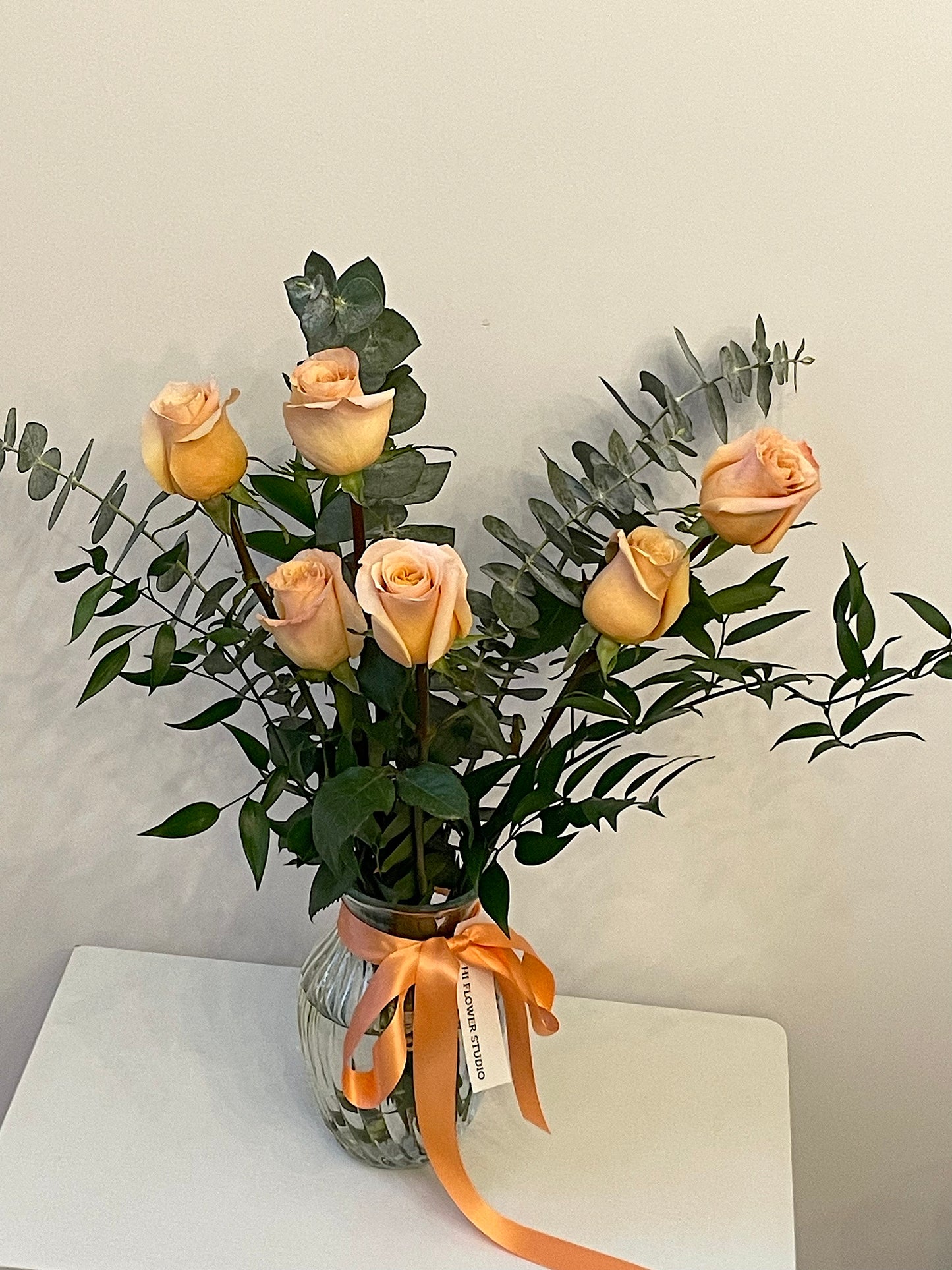 6 Peach Rose Vase Arrangement